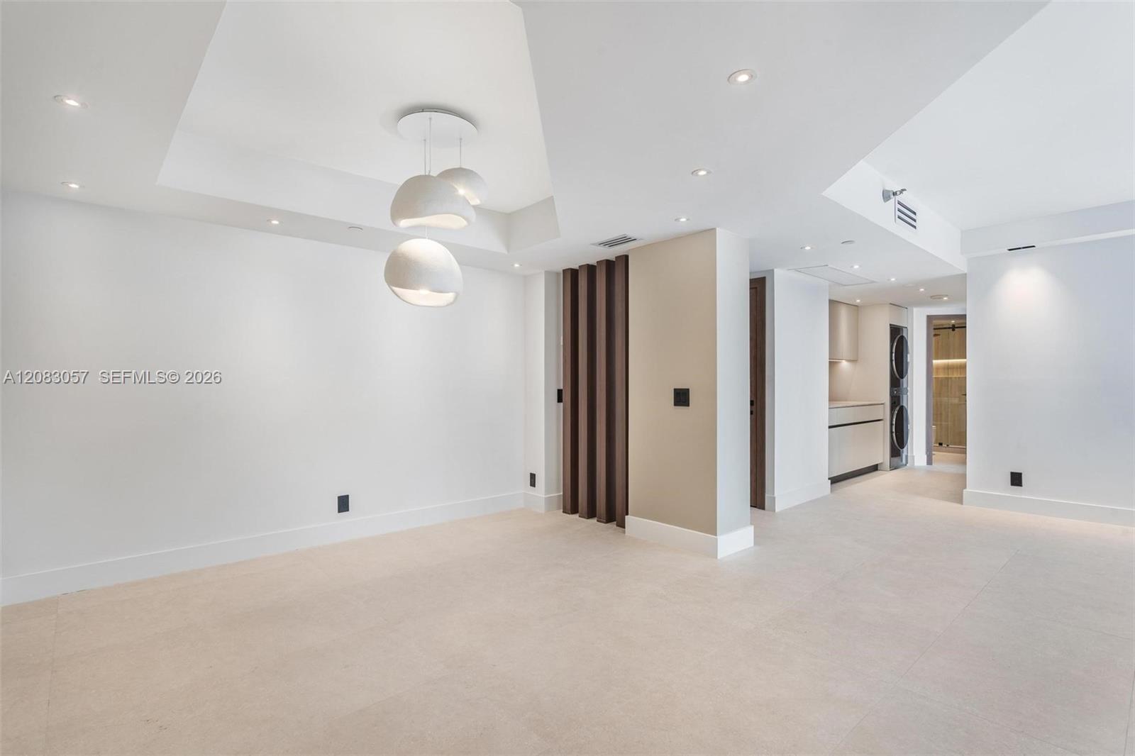3610 Yacht Club Dr # 213 — Photo 2