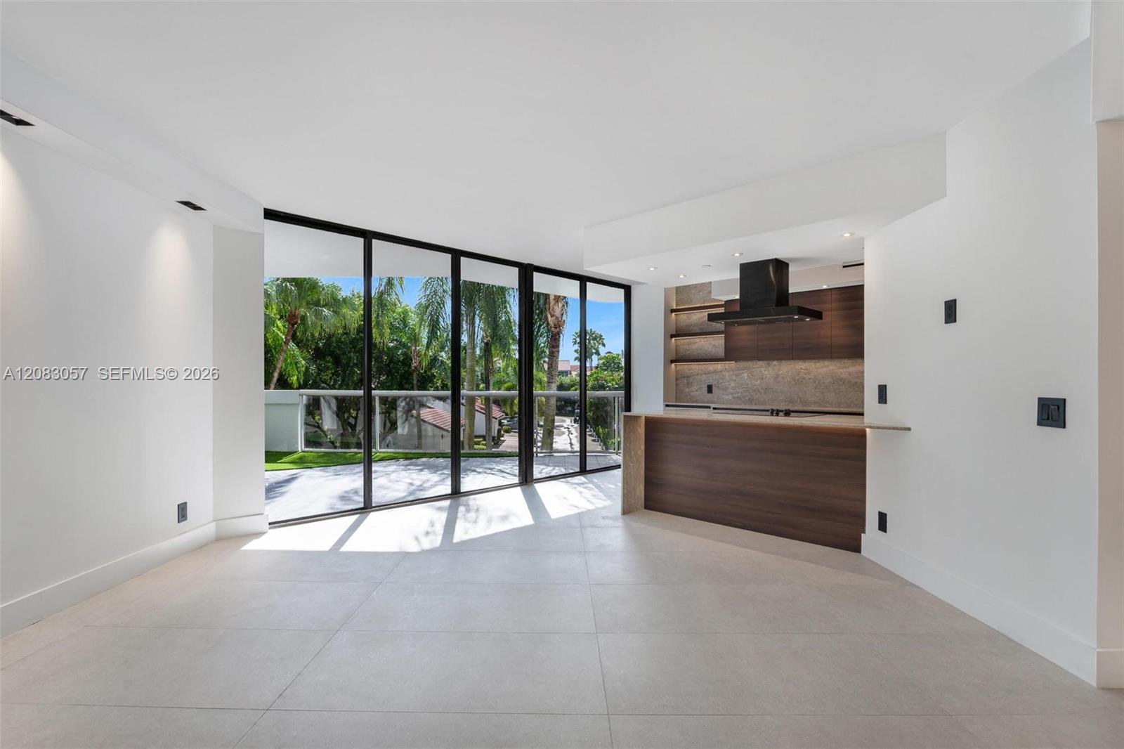 3610 Yacht Club Dr # 213 — Photo 4