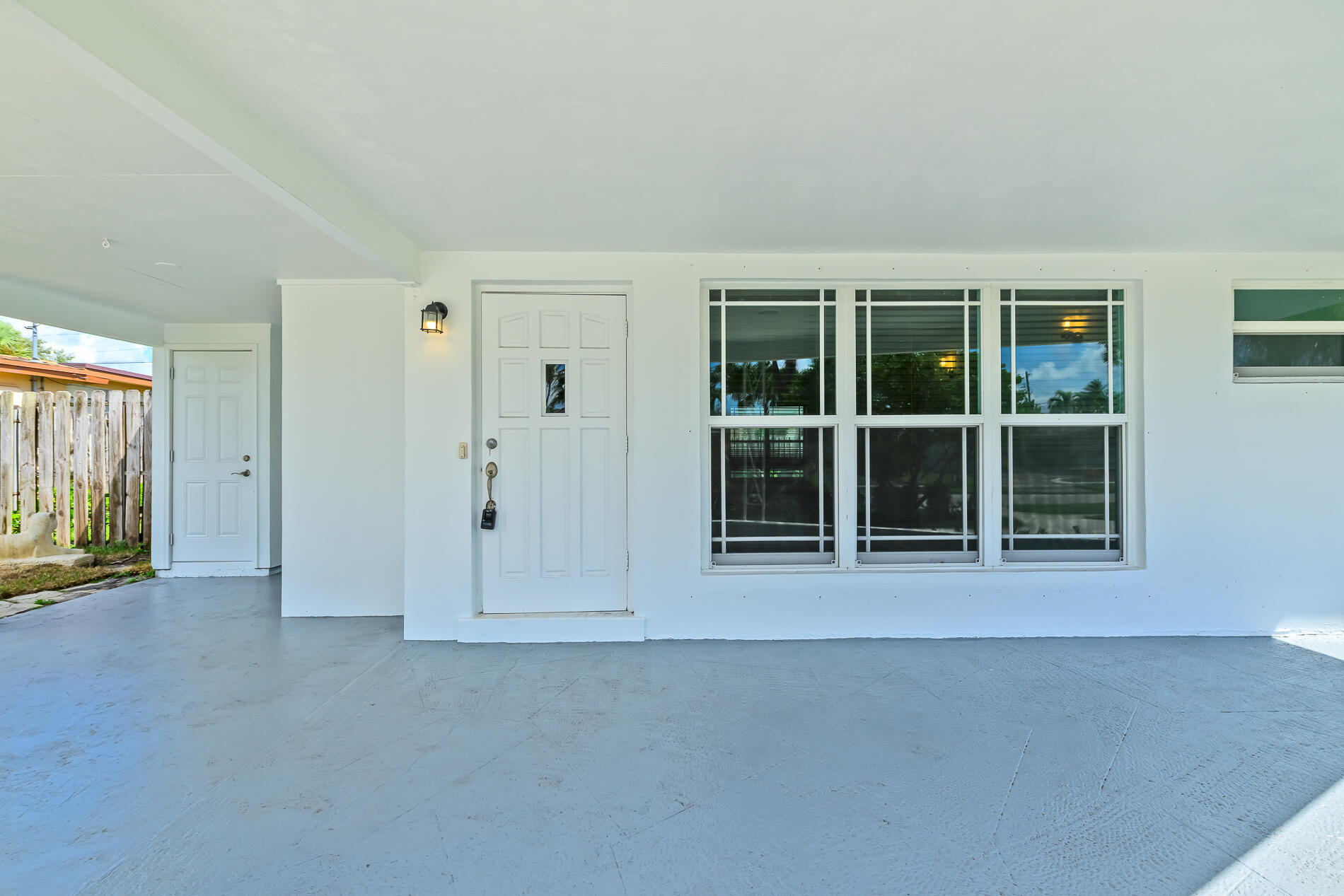 921 SE 15th Court — Photo 5