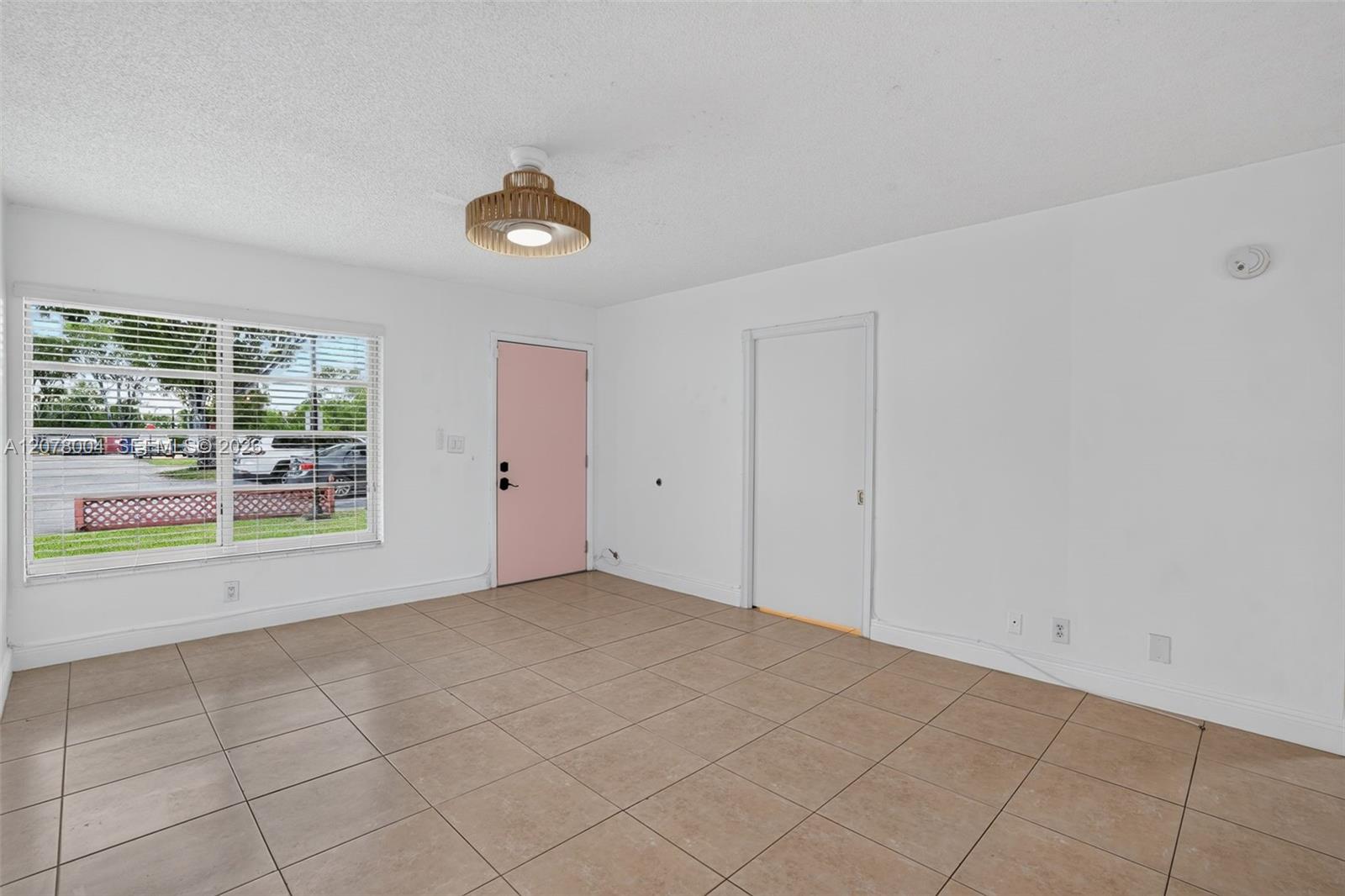 12840 SW 43rd Dr # B — Photo 3