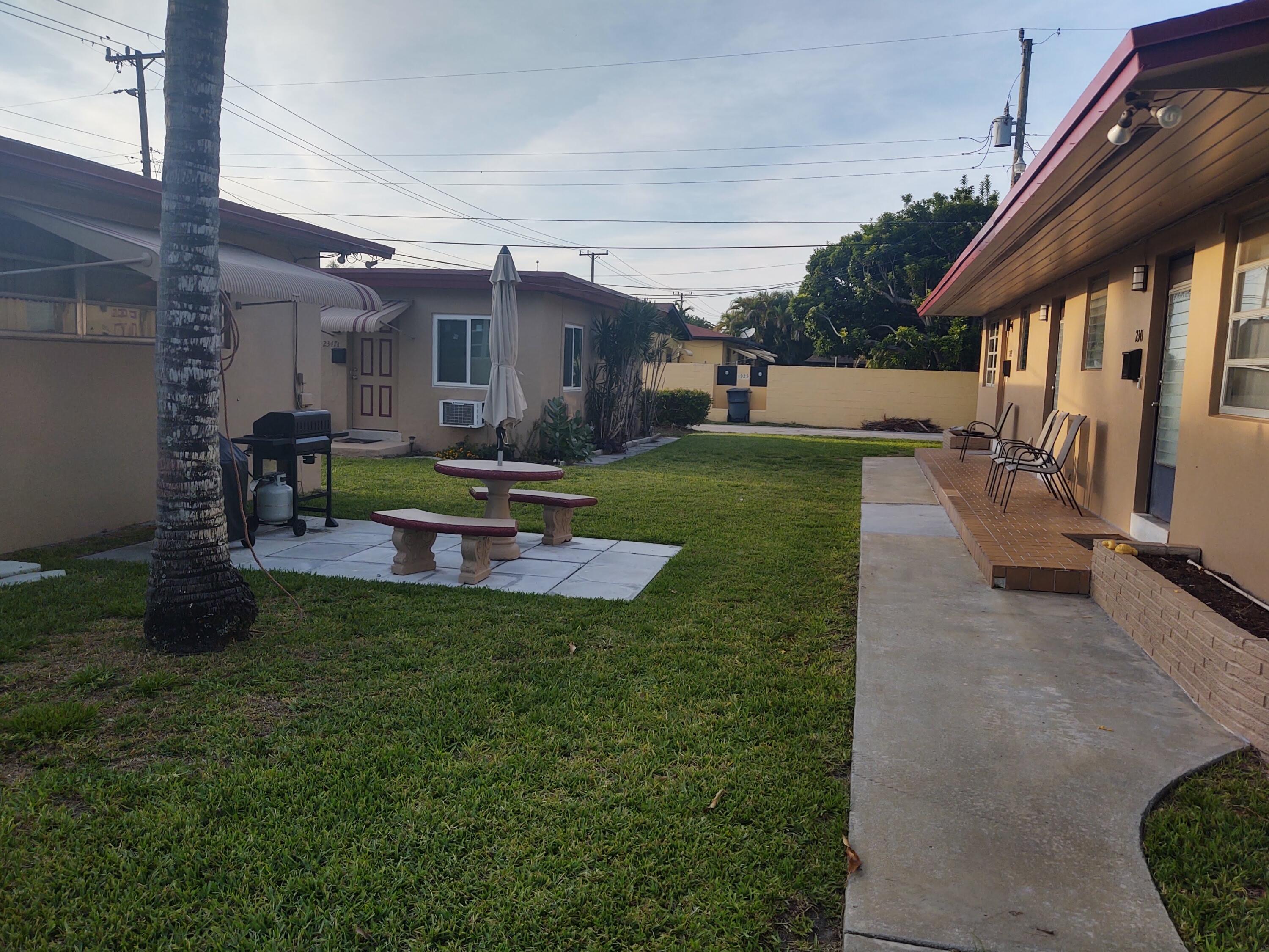 2341 HARDING Street, Hollywood FL 33020