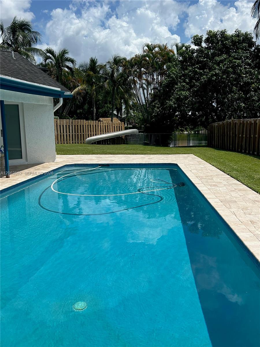 2760 SW 86th Way — Photo 4
