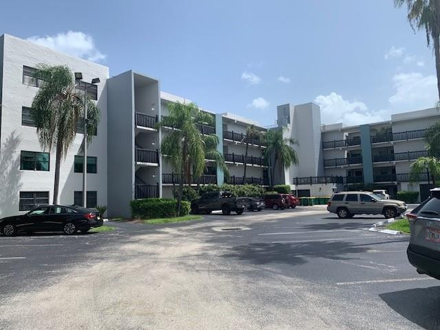 1021 MOCKINGBIRD Lane # 217, Plantation FL 33324