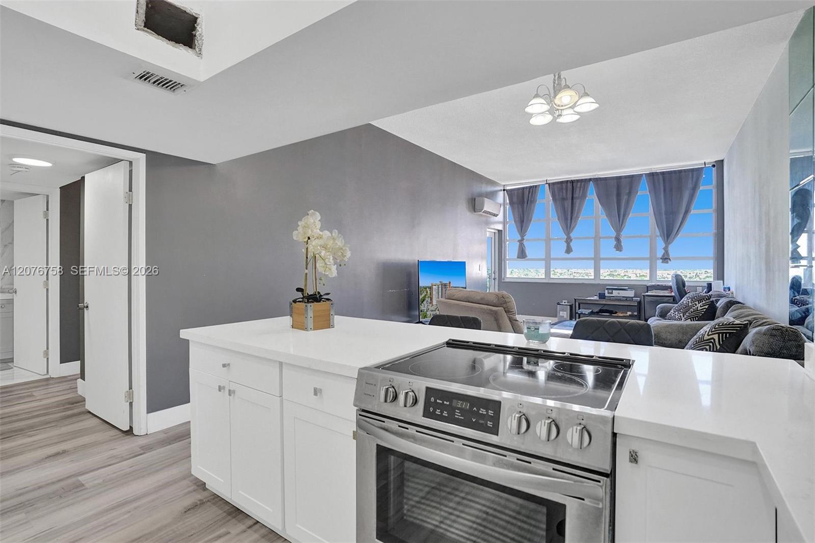 1351 NE Miami Gardens Drive # 1703E — Photo 5