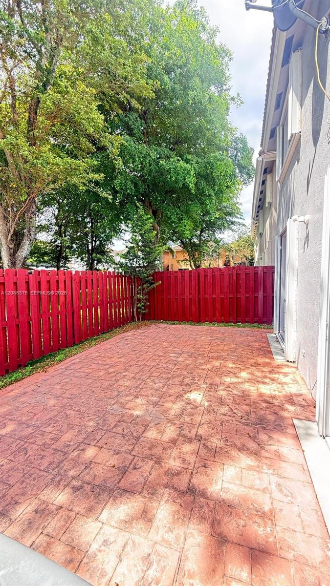 16042 SW 86th Ln # 16042 — Photo 4