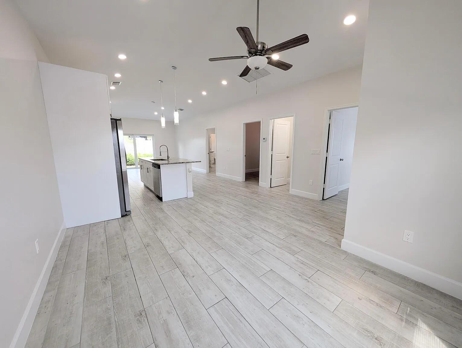 1566 W 26th Ct-4