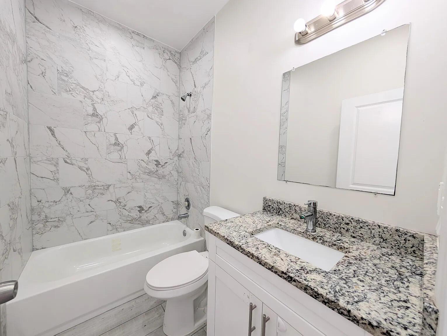 1566 W 26th Ct-5