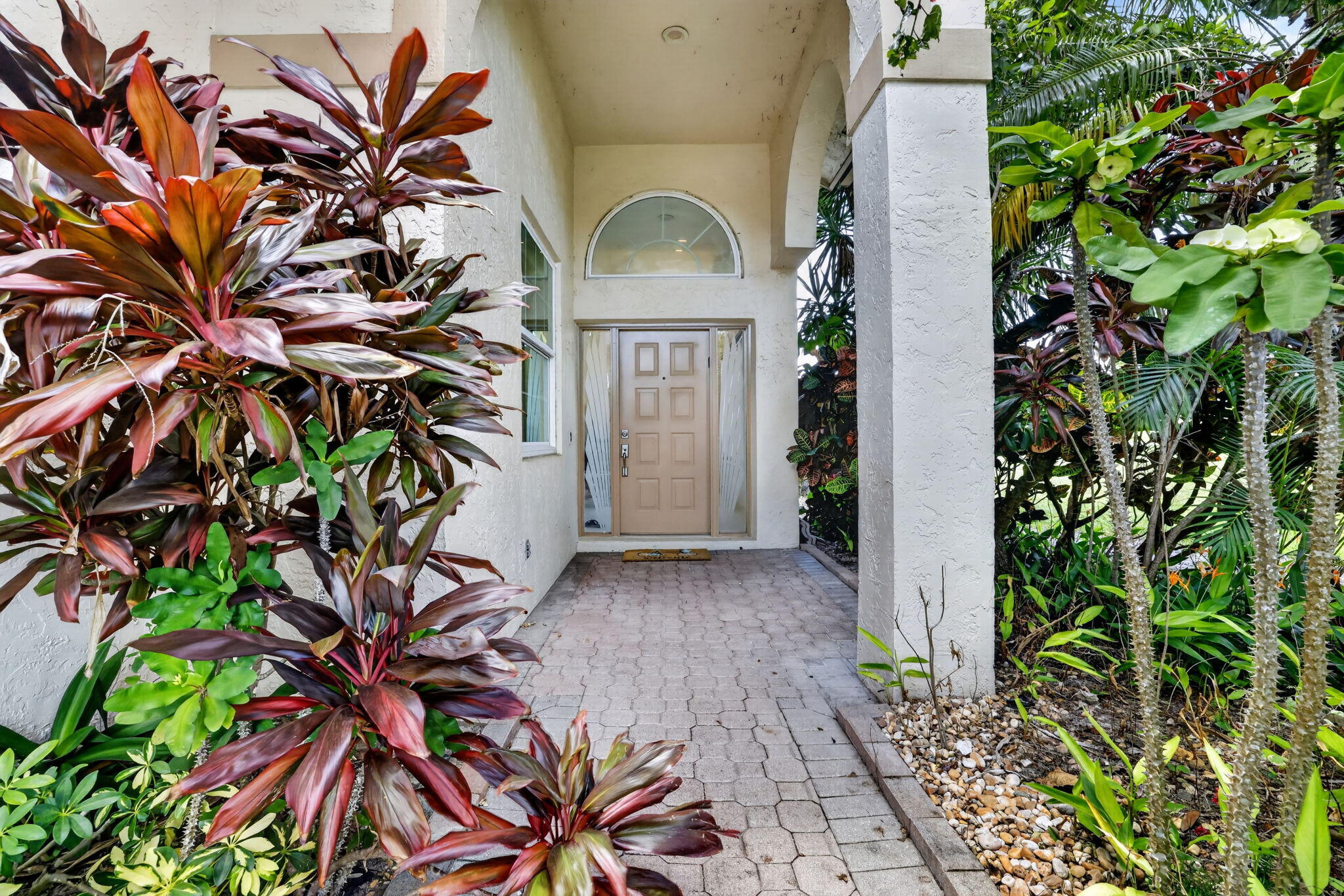 7171 Ashford Lane — Photo 3