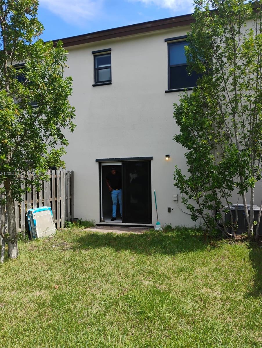 9944 SW 228th Ter # 9944 — Photo 4
