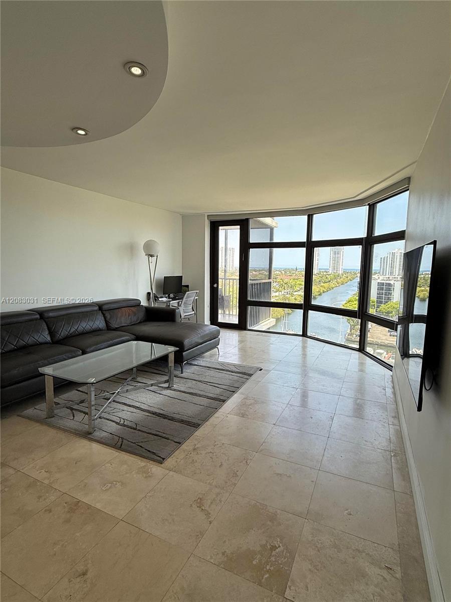 3375 N Country Club Dr # 1004 — Photo 2