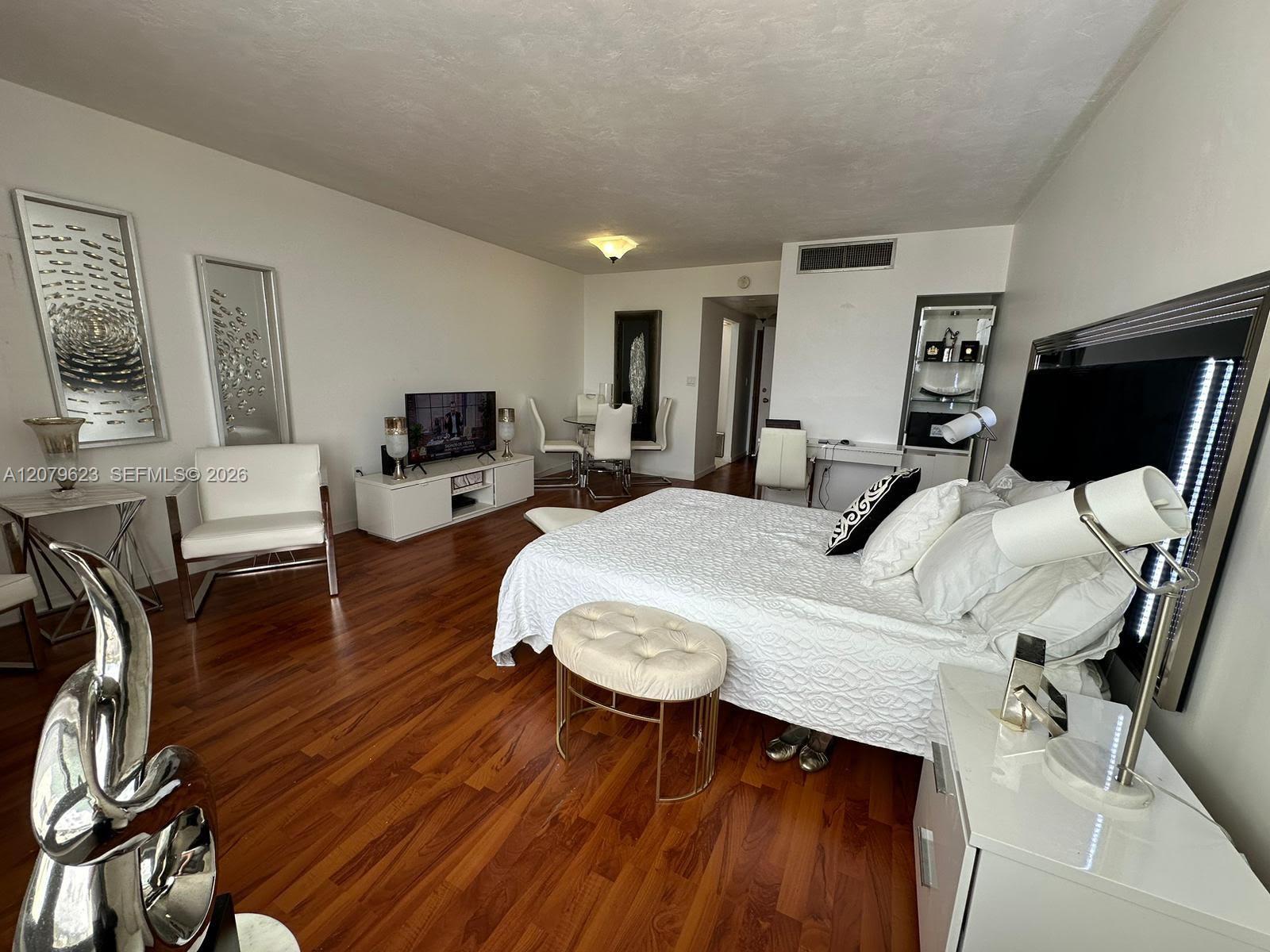 2899 Collins Ave # 1734 — Photo 5