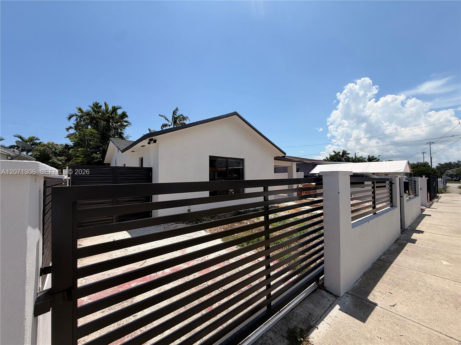 3680 NW 16th St View 1