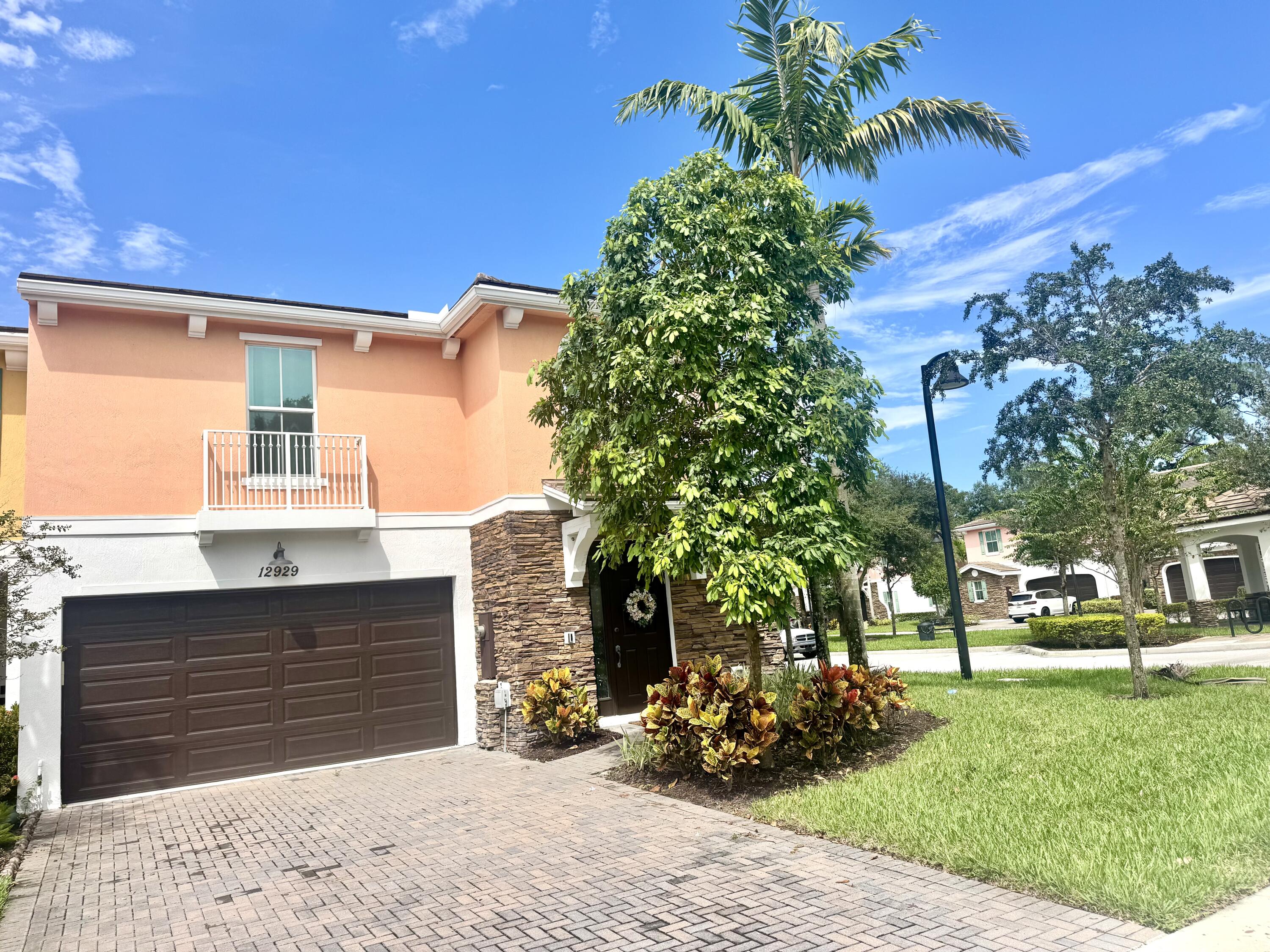 12929 Trevi Isle Drive — Photo 3