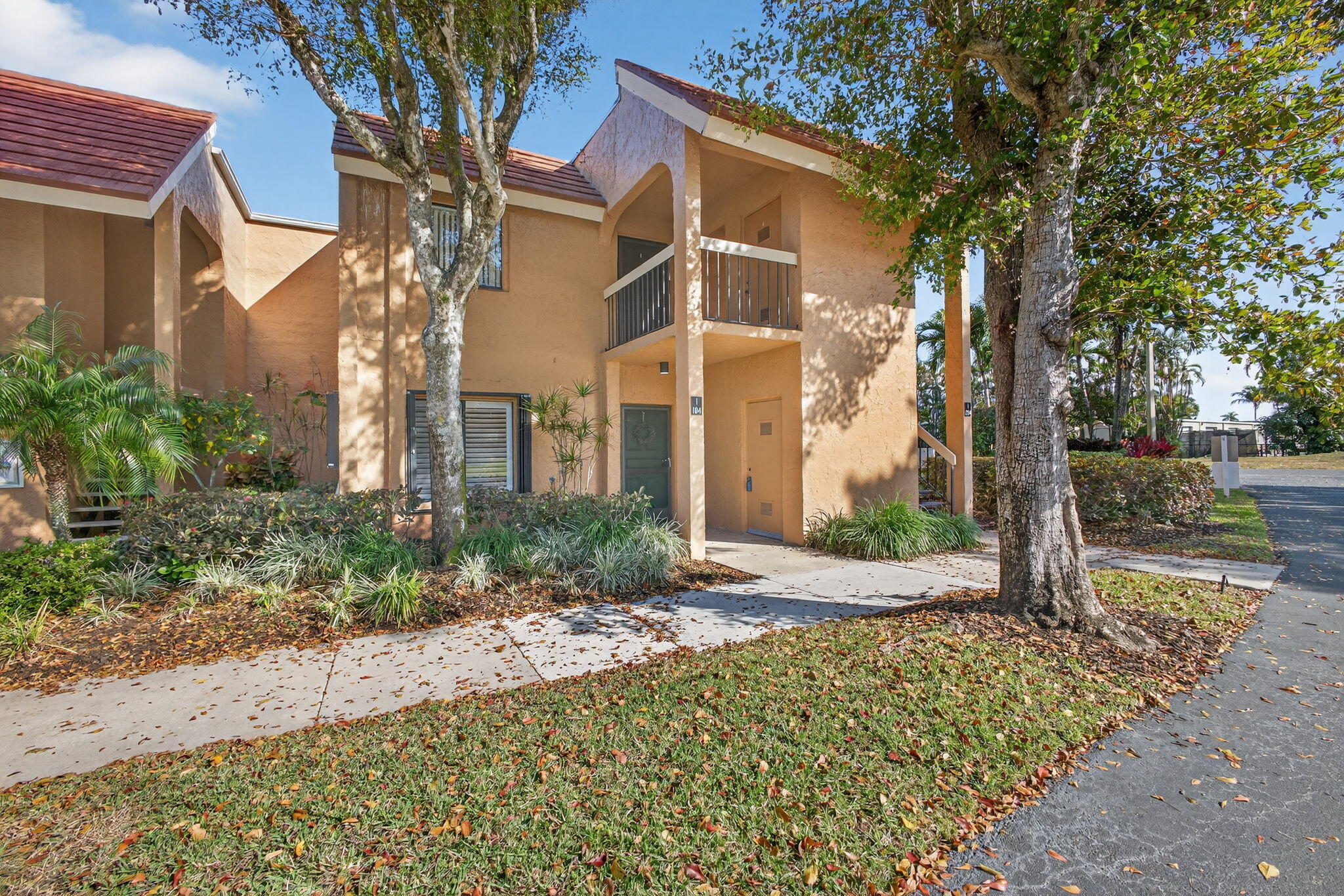 11282 GREEN LAKE Drive # 104 — Photo 3