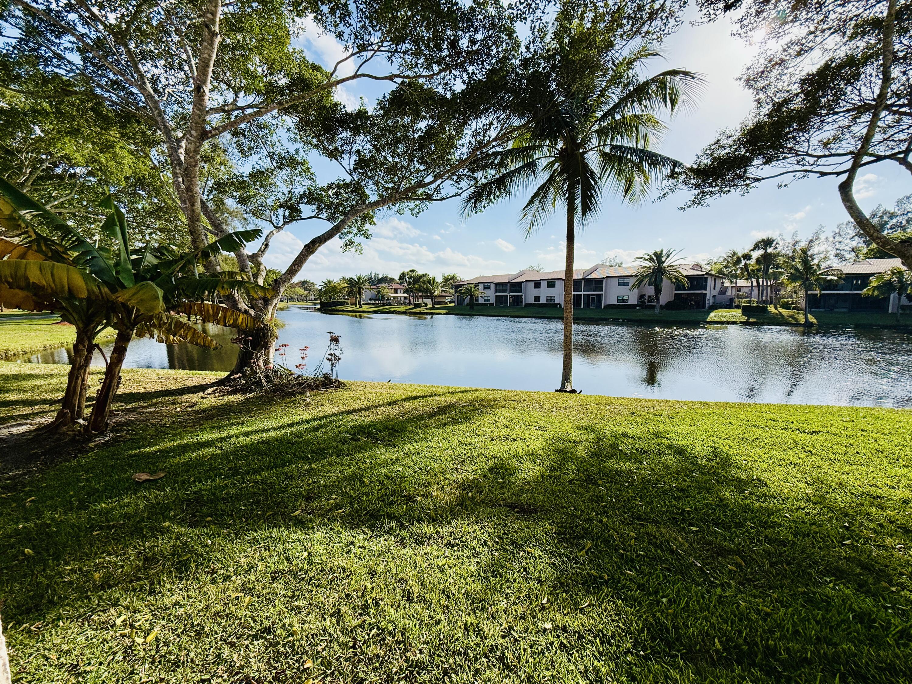 9261 Vista Del Lago # E, Boca Raton FL 33428