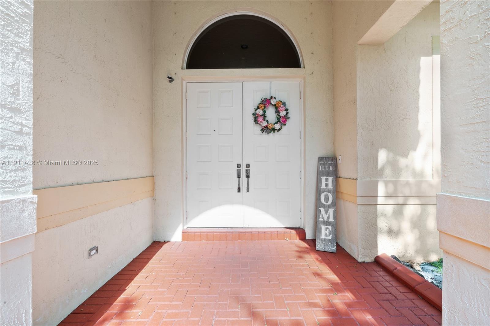 13875 SW 41st St — Photo 5