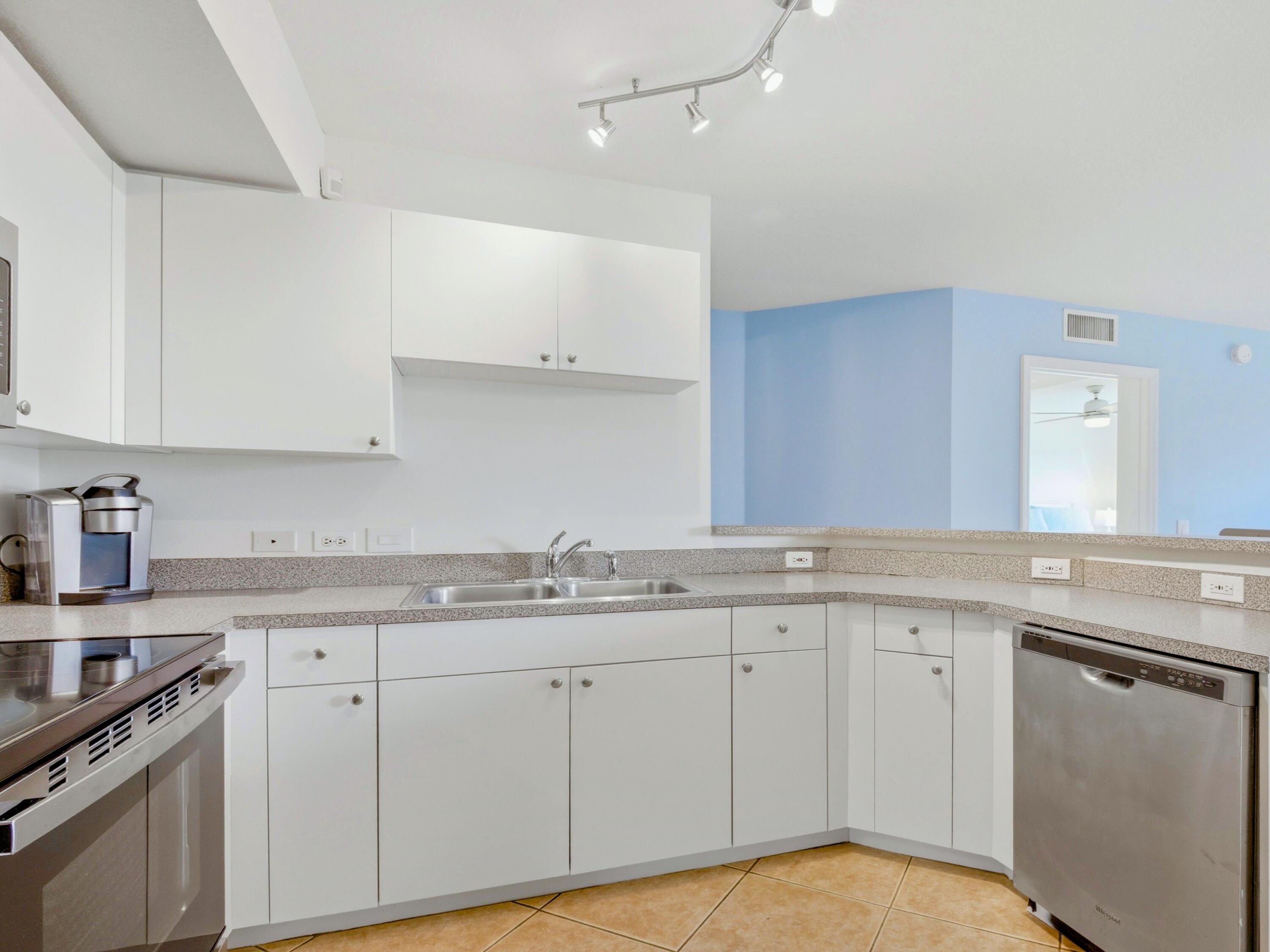 316 Villa Circle — Photo 5