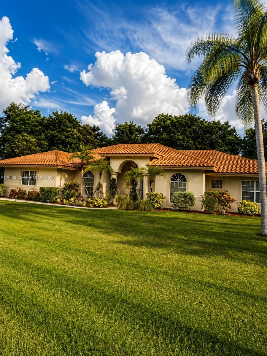 1100 NW 114th Ave, Plantation FL 33323