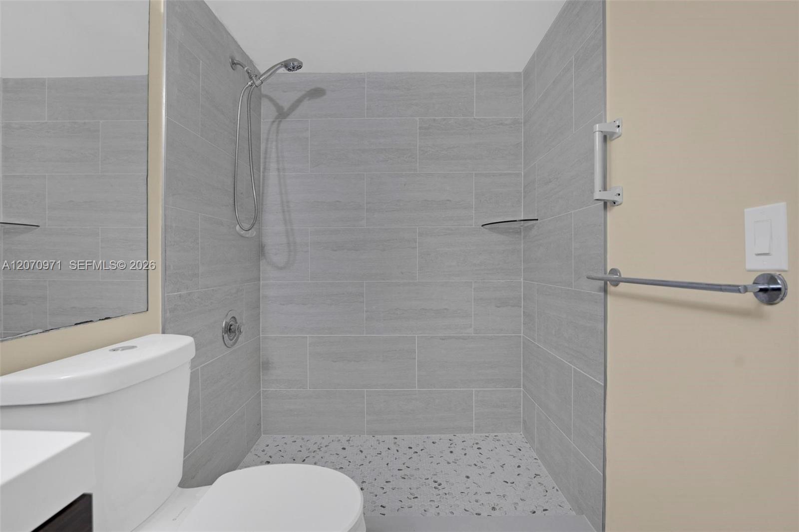 15545 N Miami Lakeway N # 106 View 15