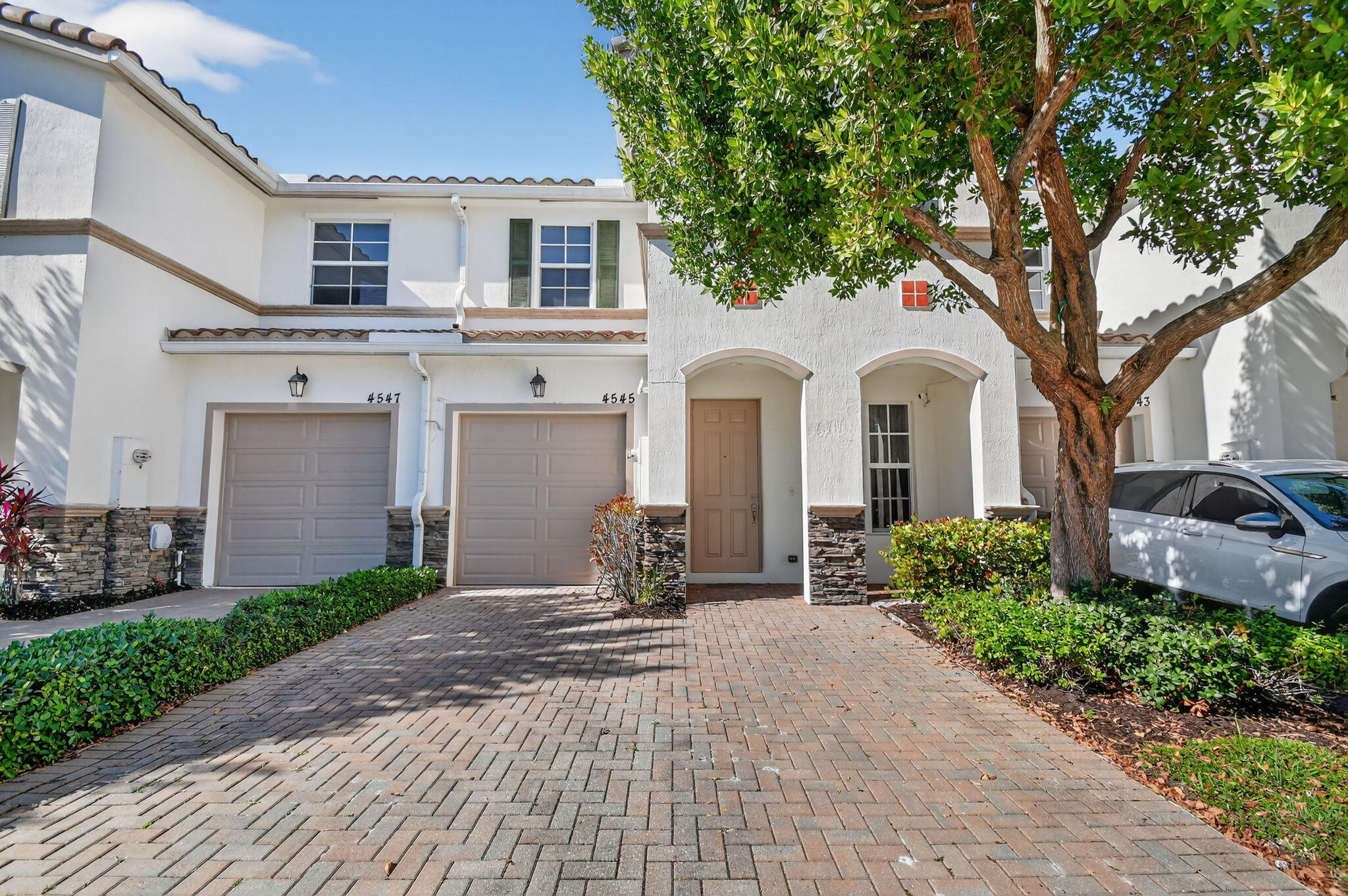 4545 Tara Cove Way, West Palm Beach FL 33417