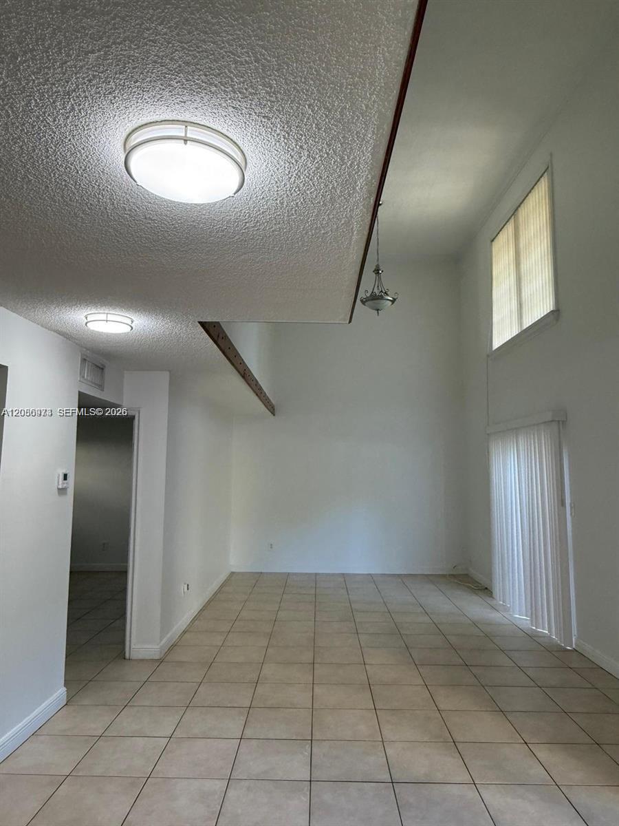 8600 SW 109th Ave # 112 — Photo 3