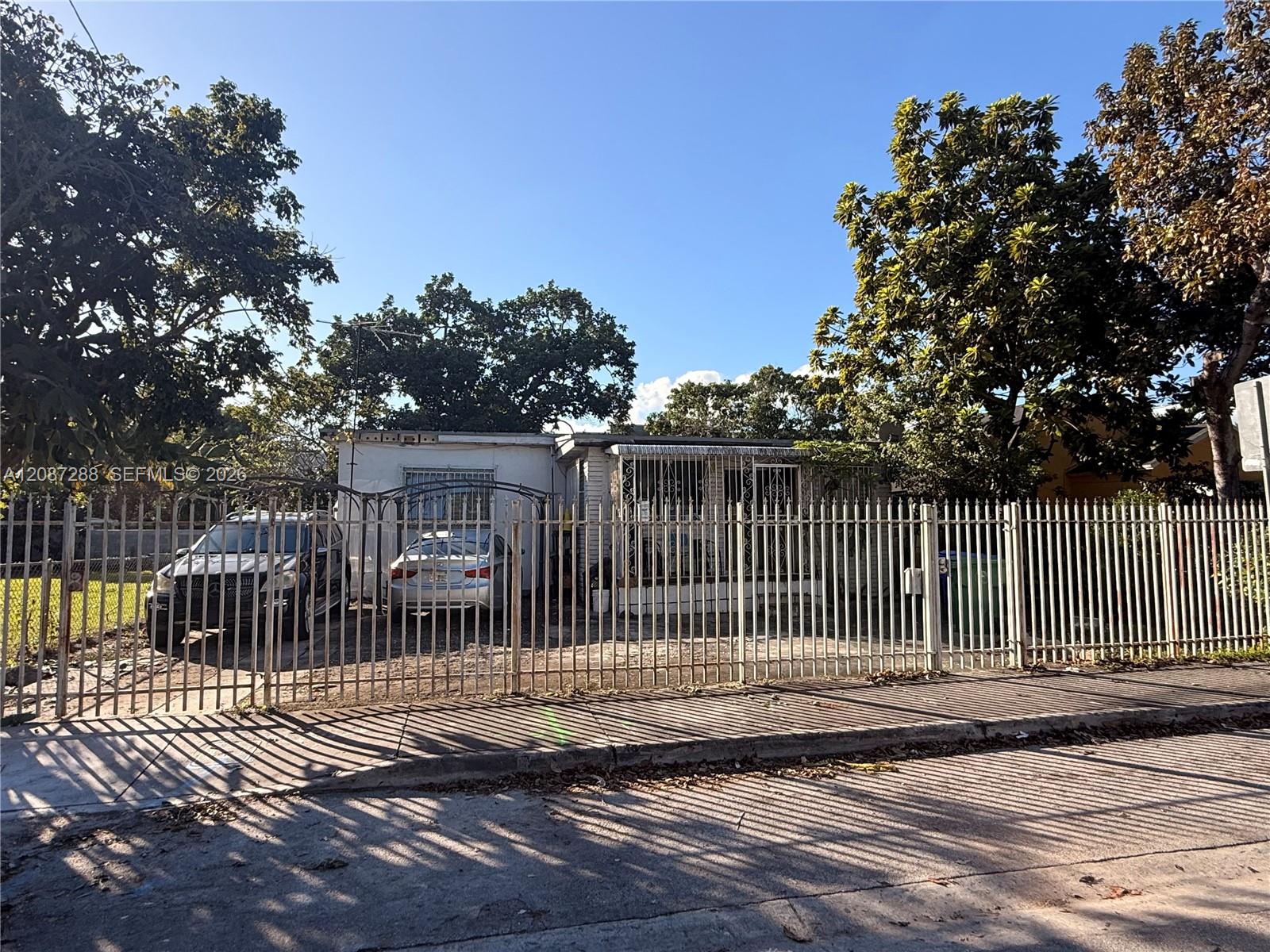 2834 NW 11th Ave, Miami FL 33127