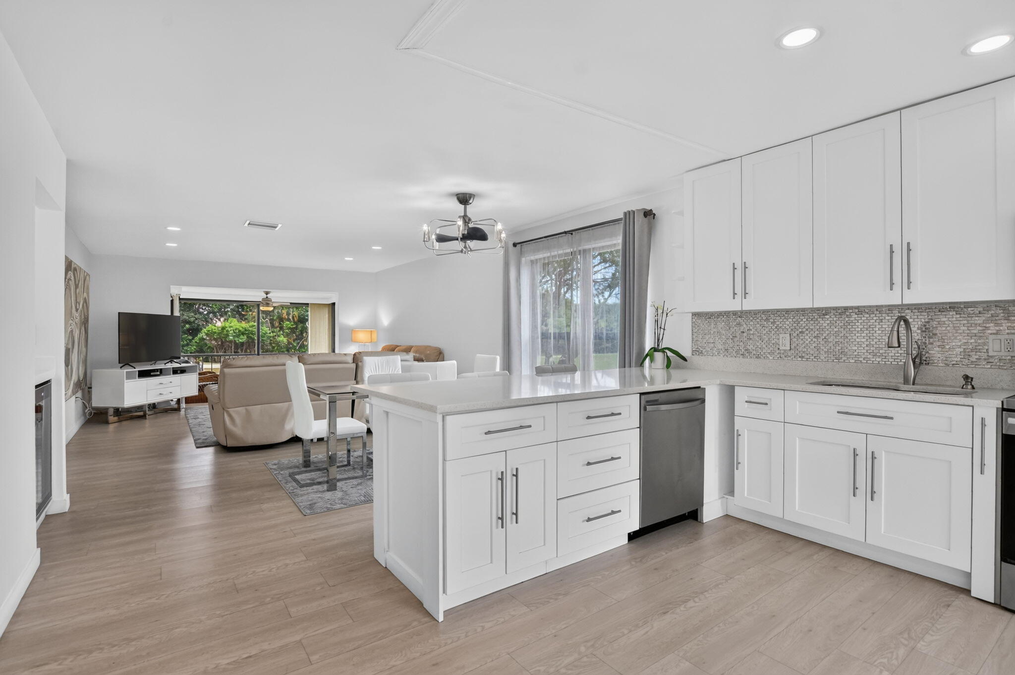 8545 Casa Del Lago # H, Boca Raton FL 33433