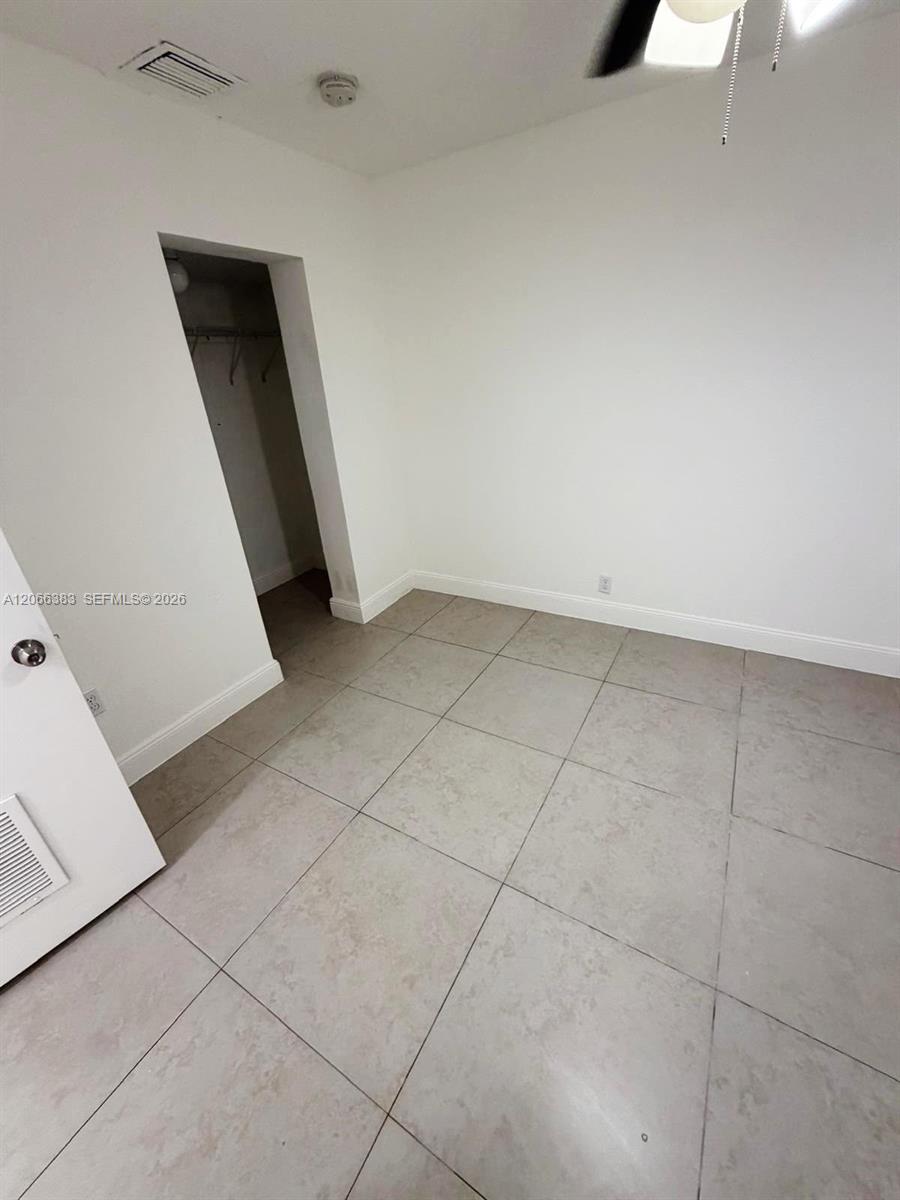716 SW 11th Ave # B — Photo 3