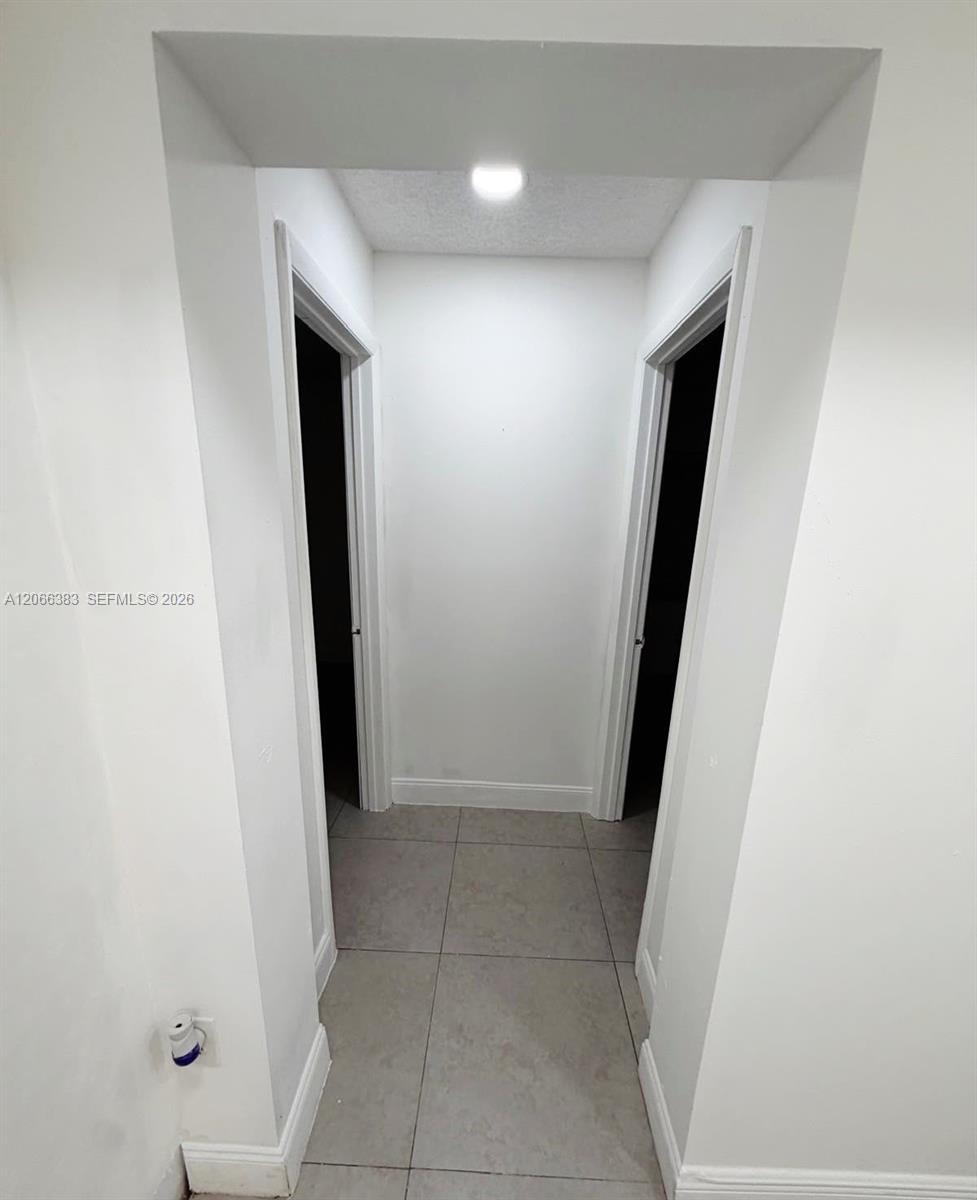 716 SW 11th Ave # B — Photo 4
