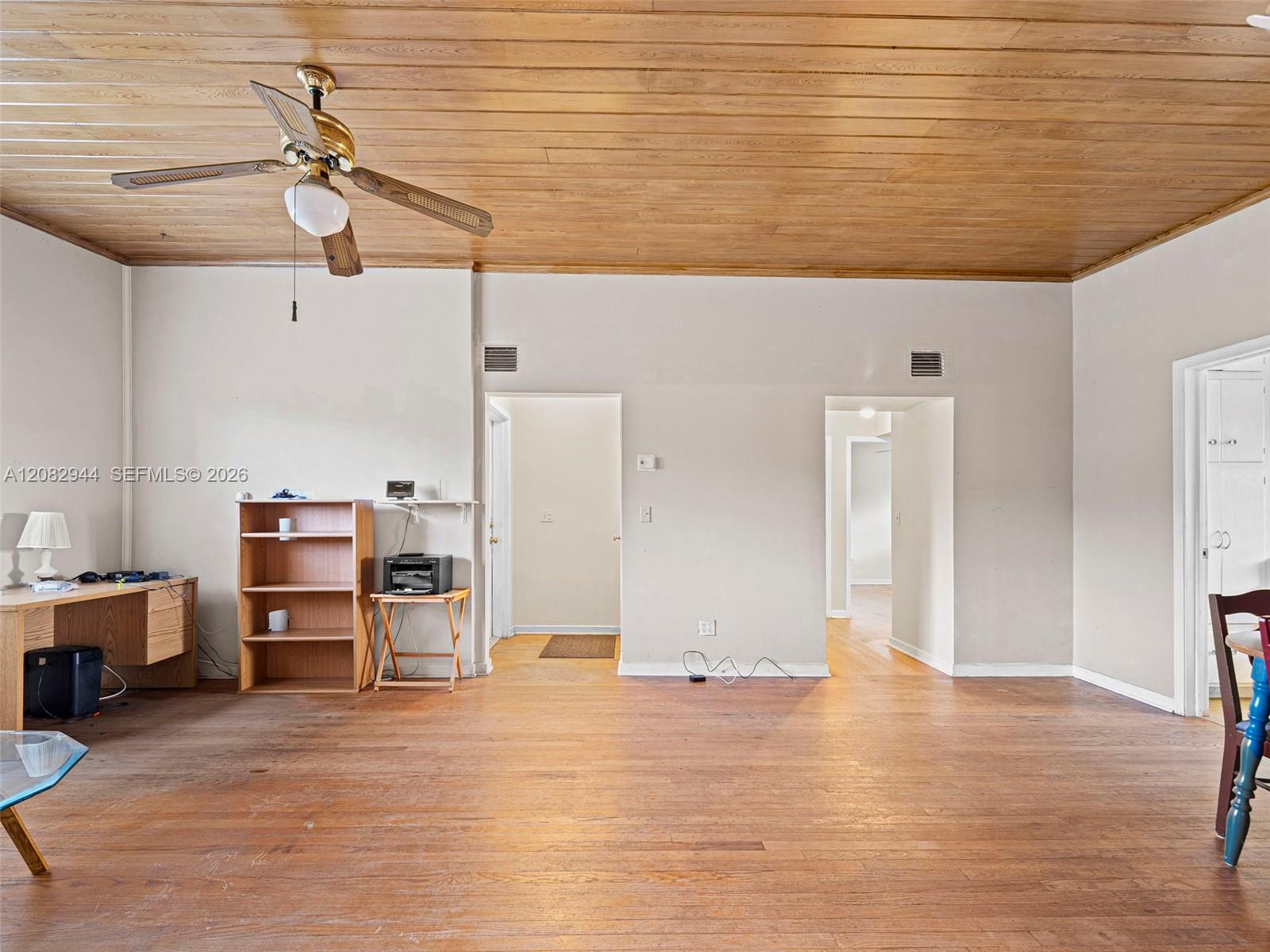 4475 Kirk Rd — Photo 3