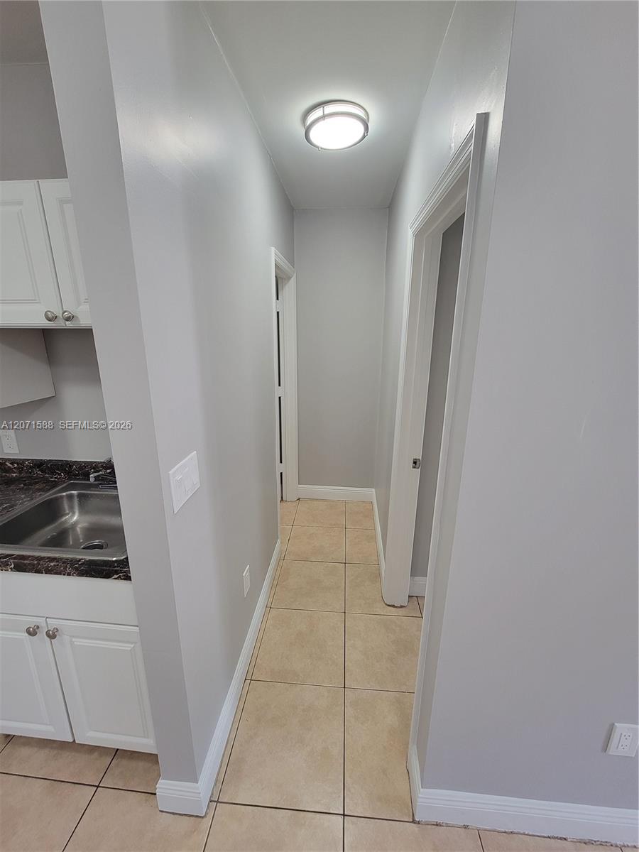 1740 NW 1st Pl # 3 View 3