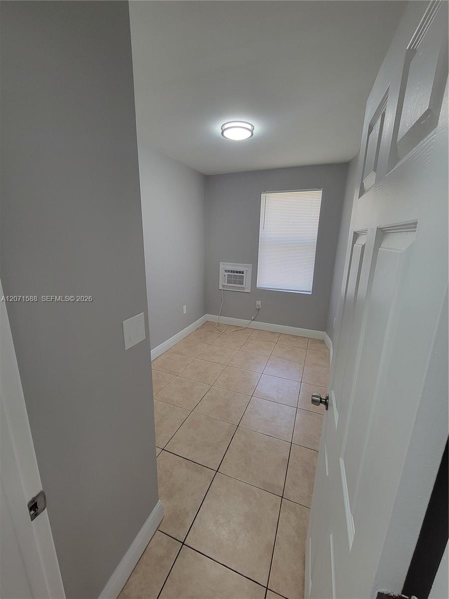 1740 NW 1st Pl # 3 View 6