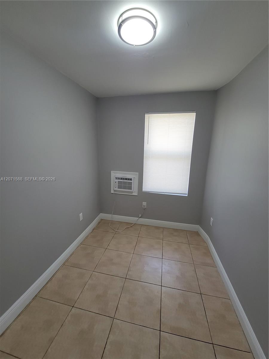 1740 NW 1st Pl # 3 View 8