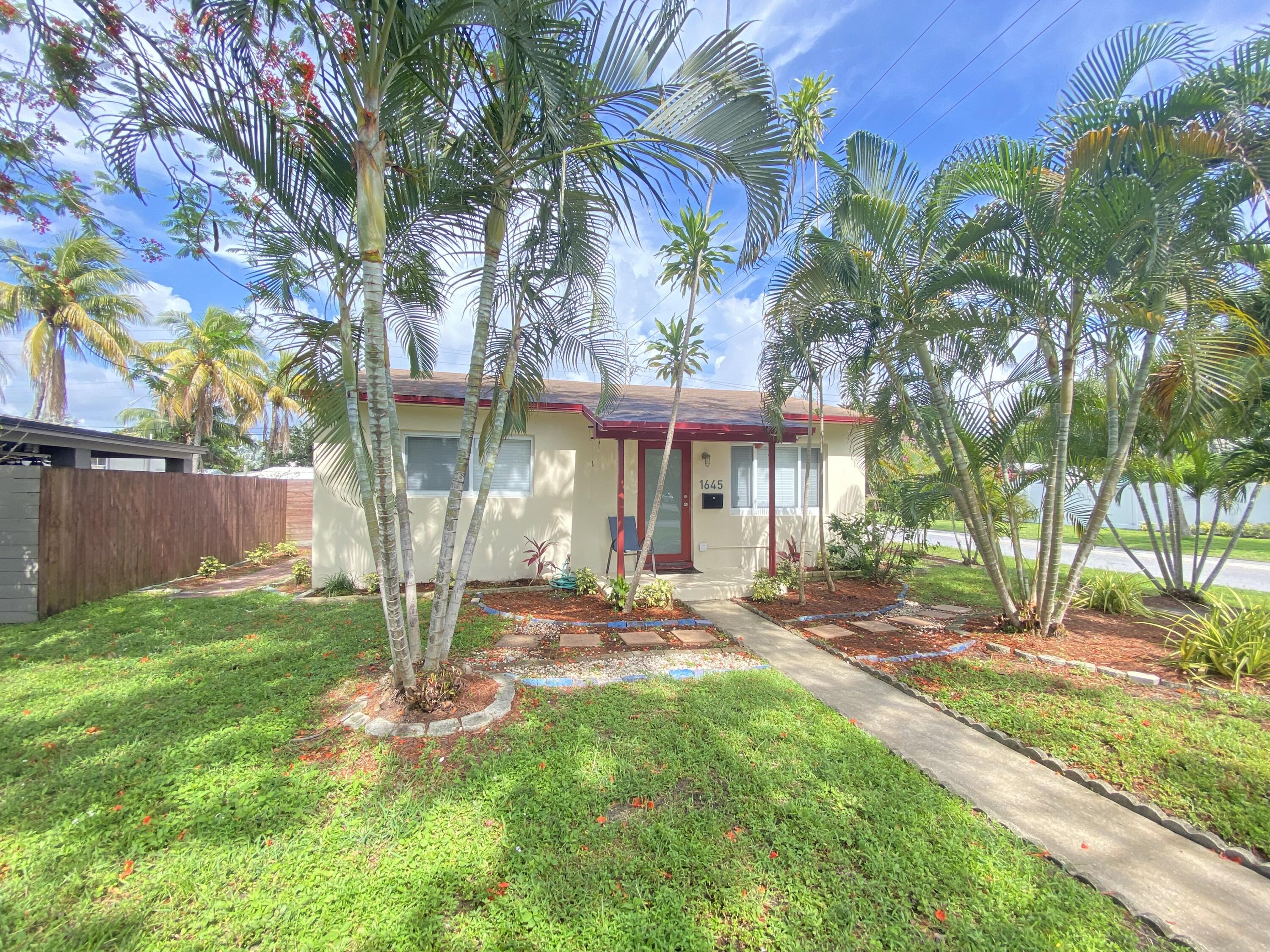 1645 NE 16th Avenue, Fort Lauderdale FL 33305