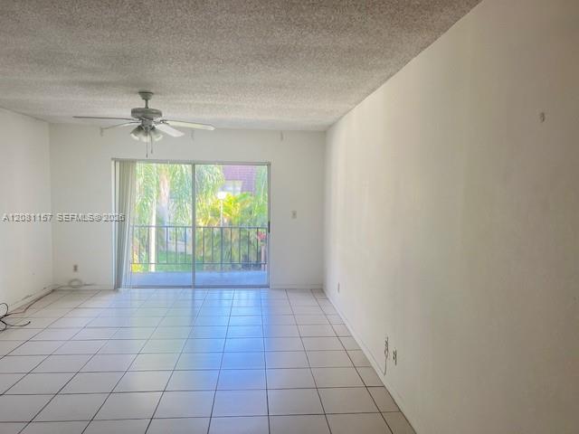 13710 SW 90th Ave # 20 — Photo 2