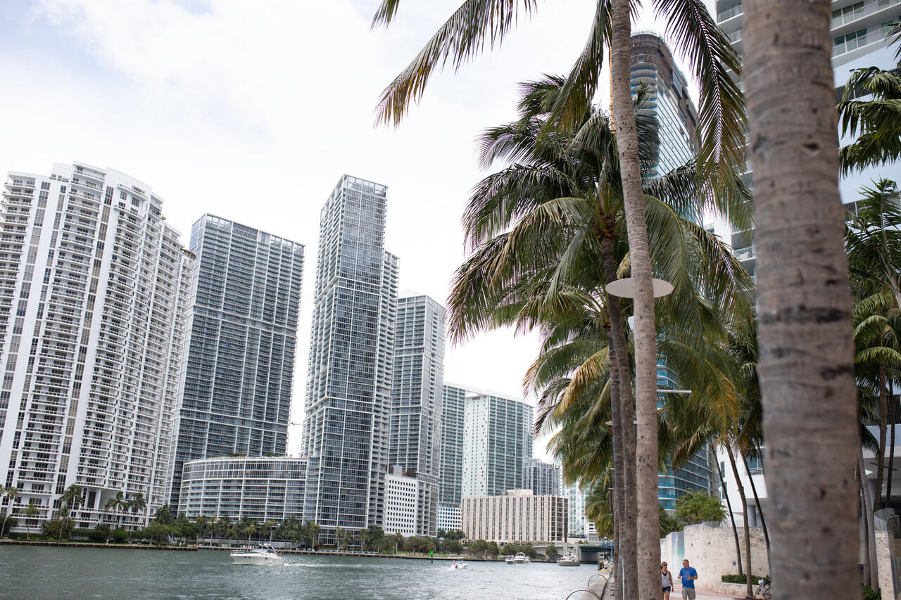 325 S Biscayne Boulevard # 2617 — Photo 3