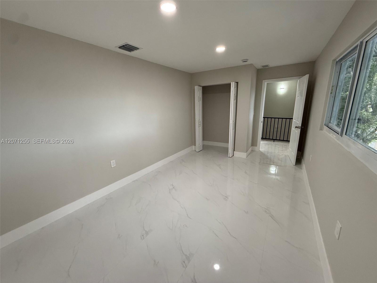 17690 NE 19th Ave # 0 View 11