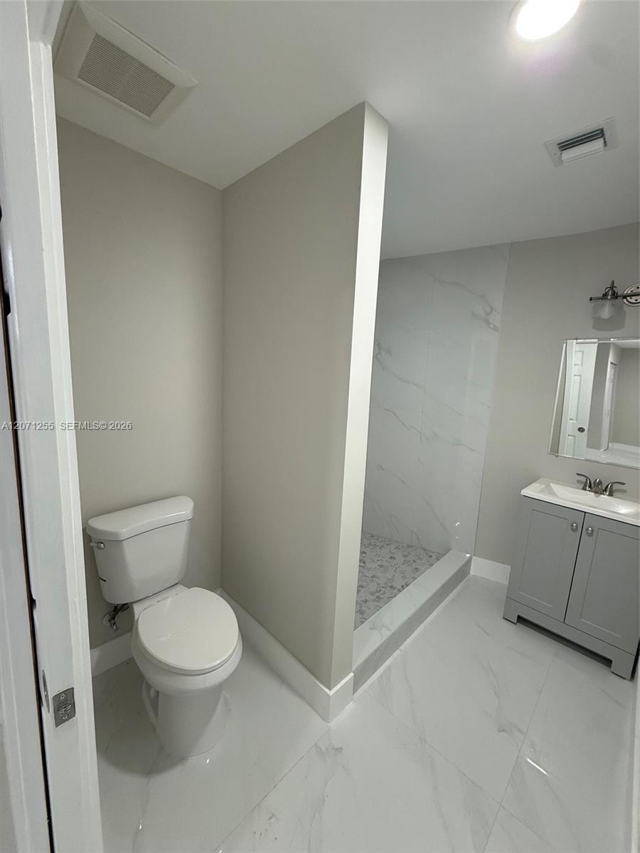 17690 NE 19th Ave # 0 View 14