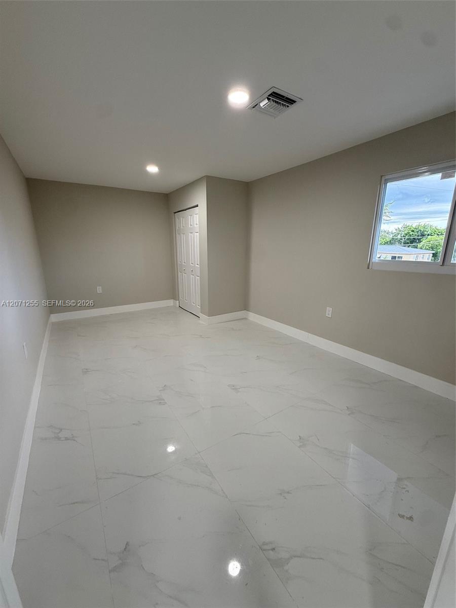 17690 NE 19th Ave # 0 View 9