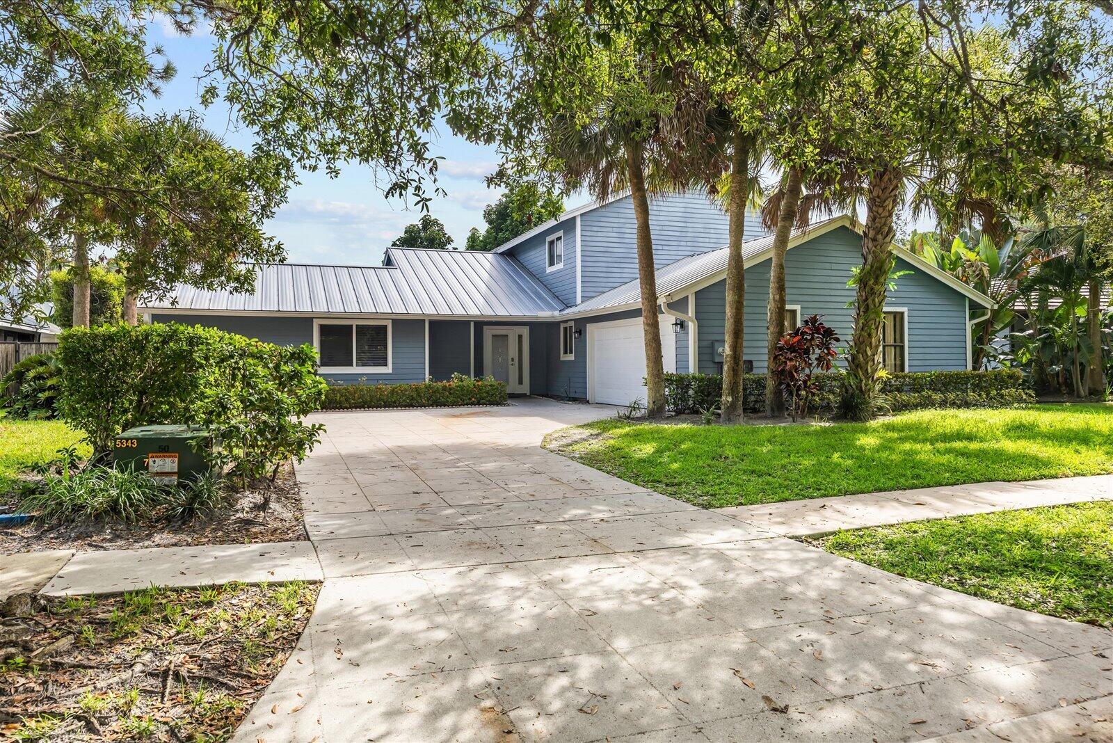 18831 MISTY LAKE Drive — Photo 2