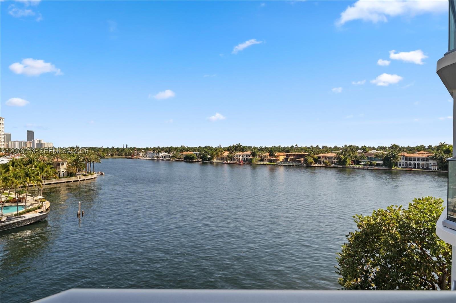 19707 Turnberry Way # 6K — Photo 3