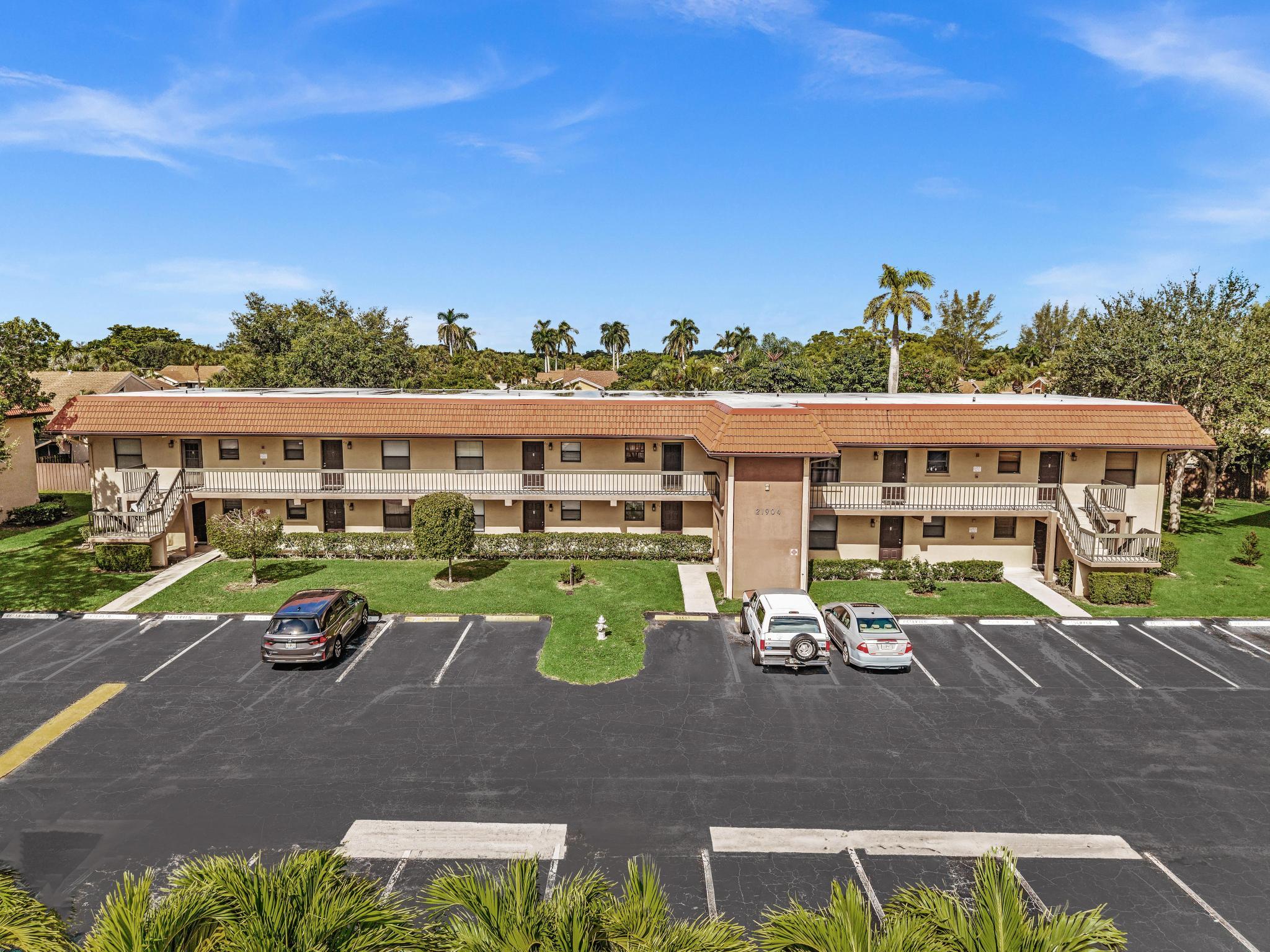 21904 LAKE FOREST Circle # 202, Boca Raton FL 33433