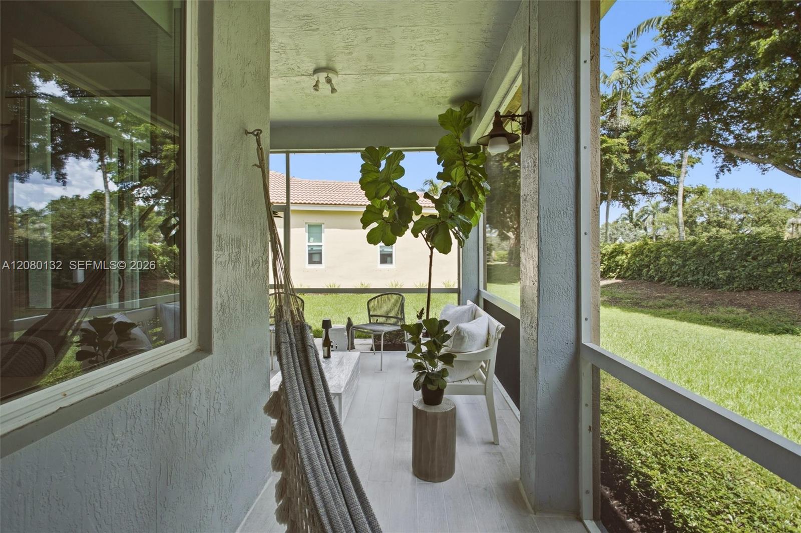 1508 Winterberry Ln — Photo 5