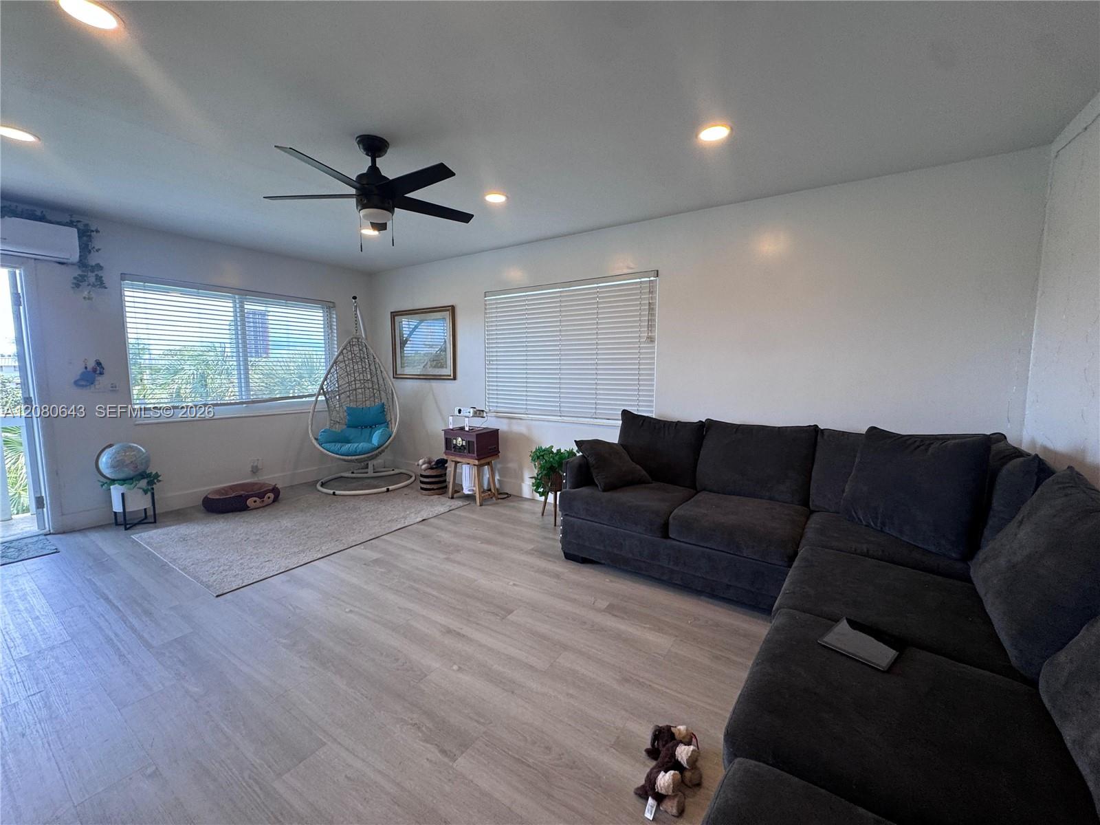 455 Golden Isles Dr # 310, Hallandale Beach FL 33009