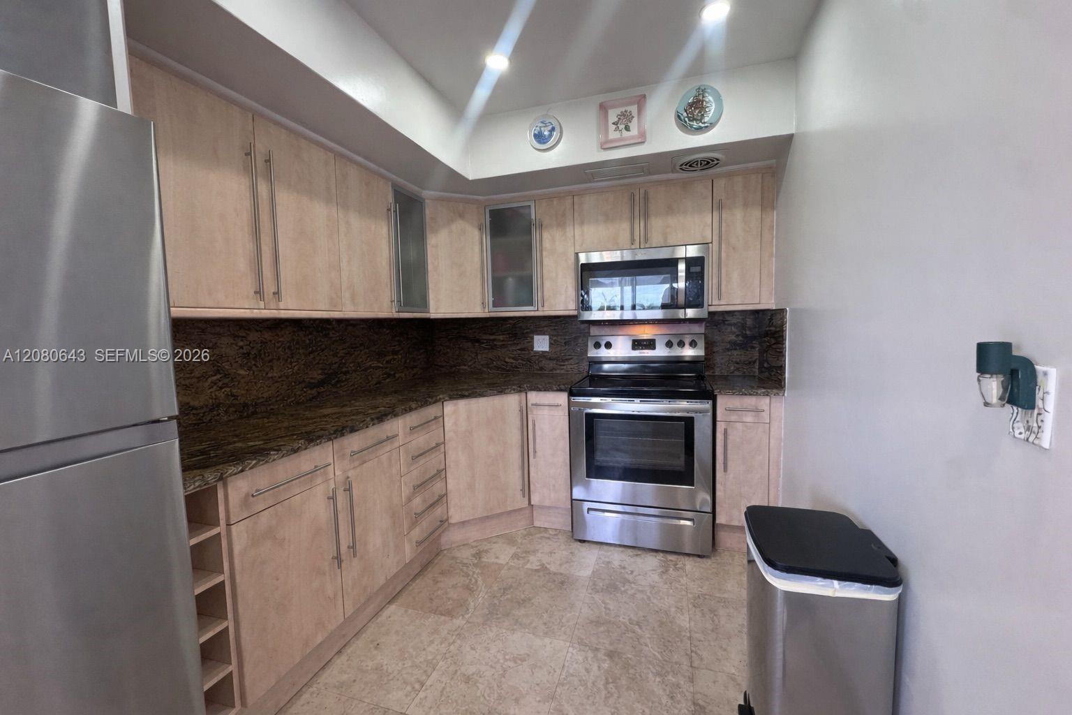 455 Golden Isles Dr # 310 — Photo 3