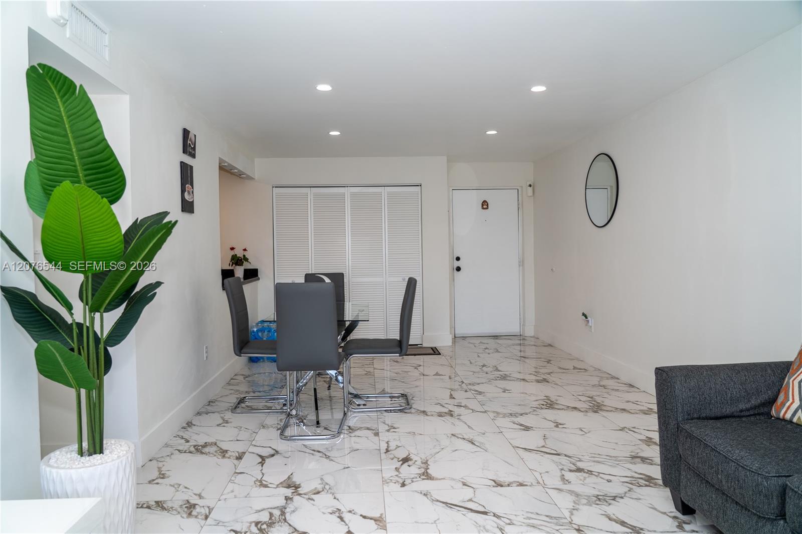 854 NW 87th Ave # 405 — Photo 3