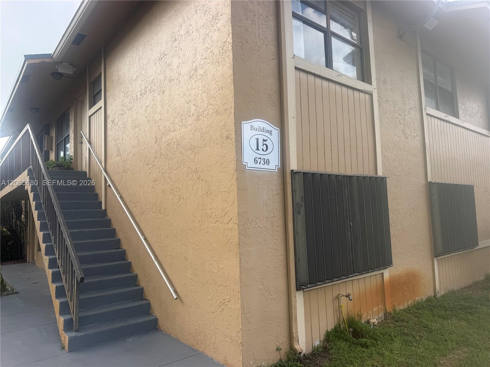 6730 W 26th Ct # 15, Hialeah FL 33016