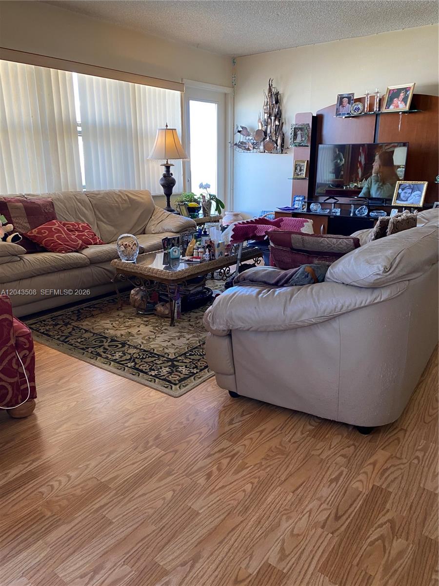 401 Golden Isles Dr # 813 — Photo 4