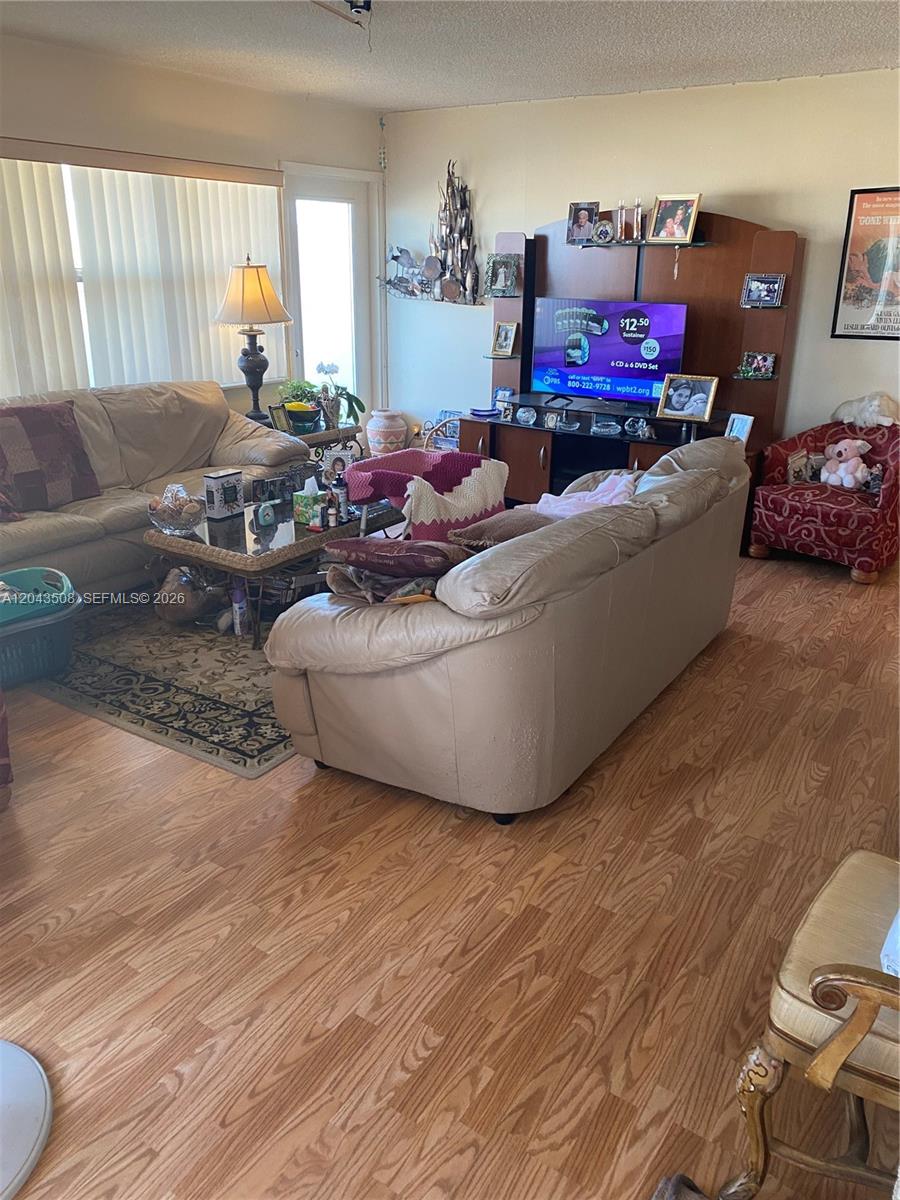 401 Golden Isles Dr # 813 — Photo 5