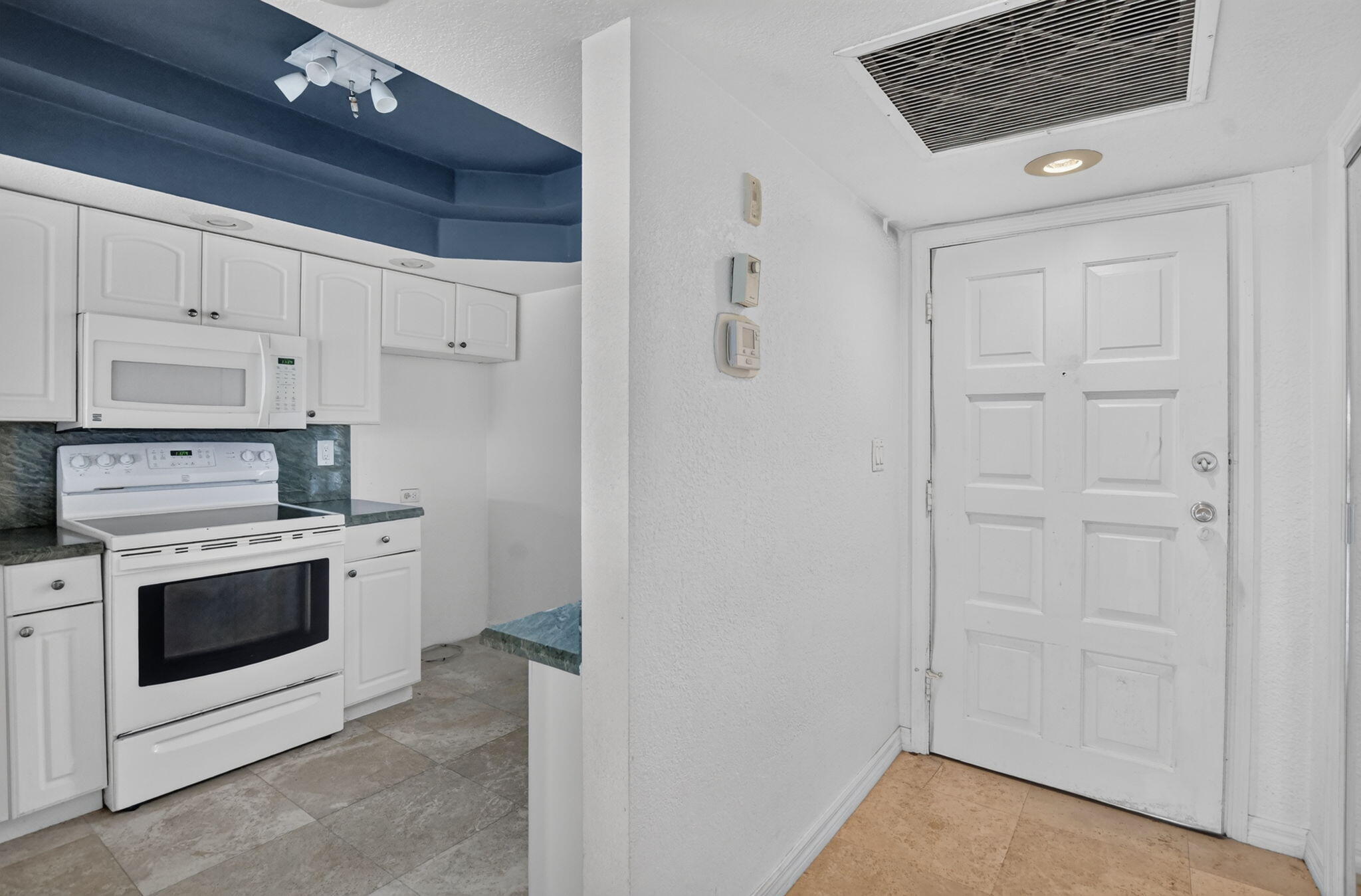 2871 N OCEAN Boulevard # C309 — Photo 3